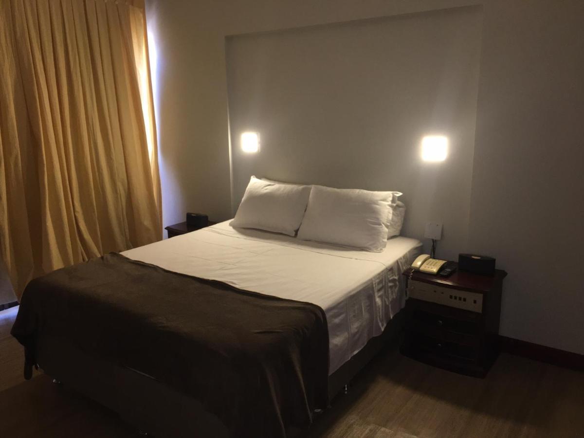 Apart Hotel No Coracao De Brasilia Kubitschek Plaza Exterior photo