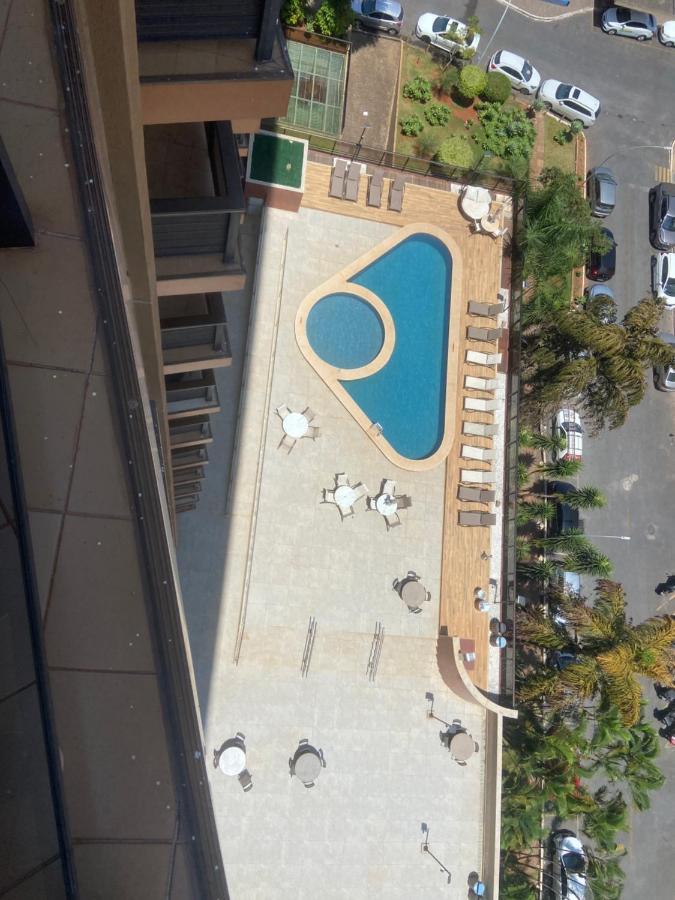 Apart Hotel No Coracao De Brasilia Kubitschek Plaza Exterior photo